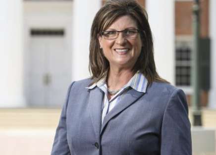 Education professor married to Mississippi ex-governor dies